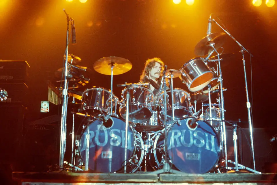 UPDATE Neil Peart S Drumkit From The 70s Has Been Sold At Auction For