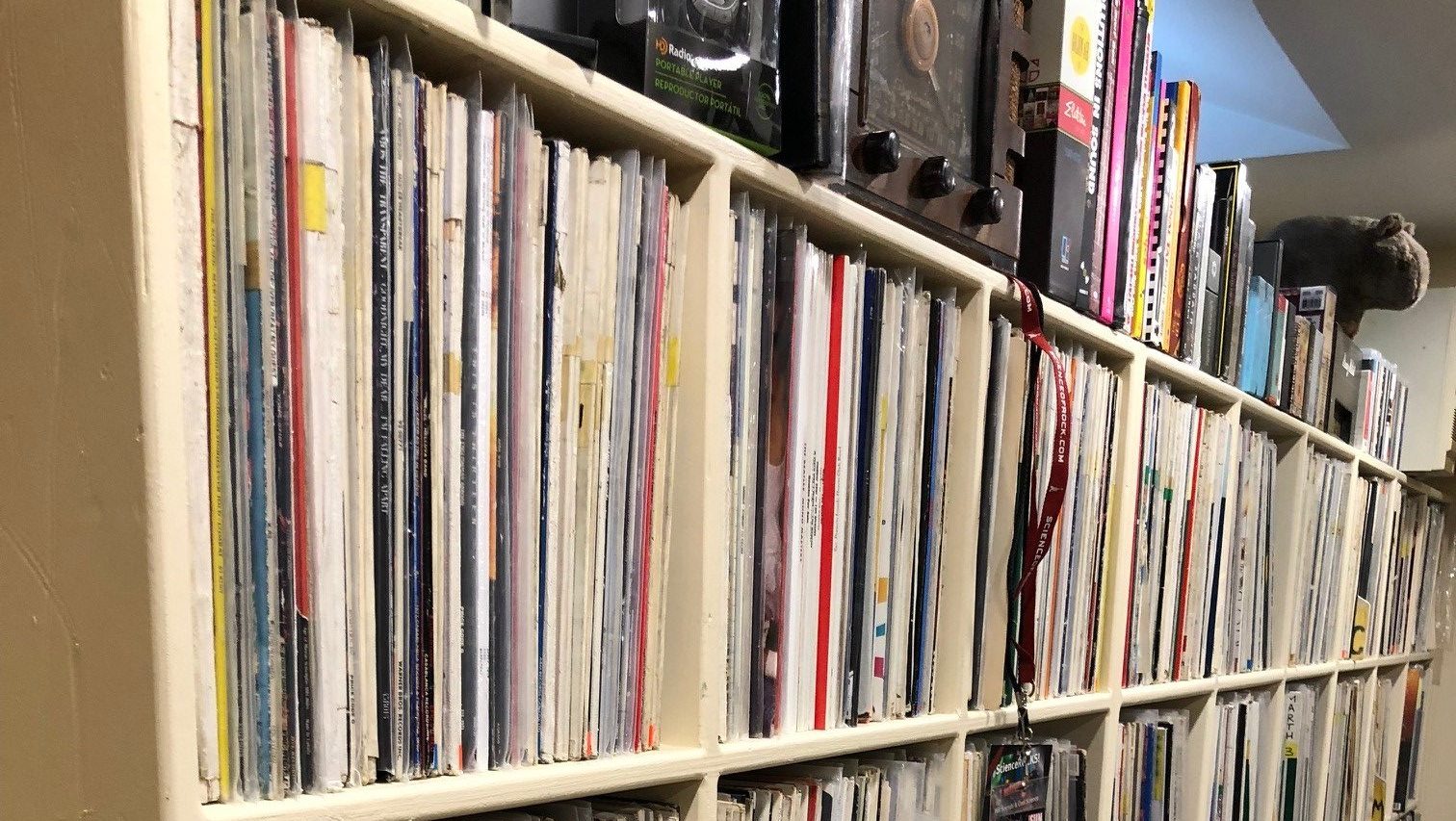 Canadian vinyl sales are pulling away from CDs.