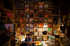 Record collector 1